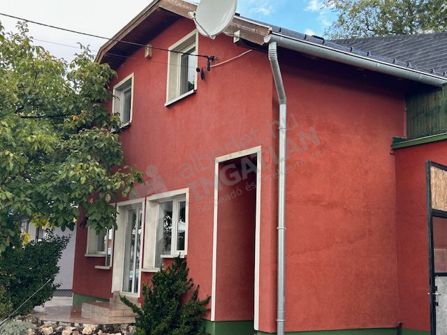 4 bed · 286m² · 650.000 ft