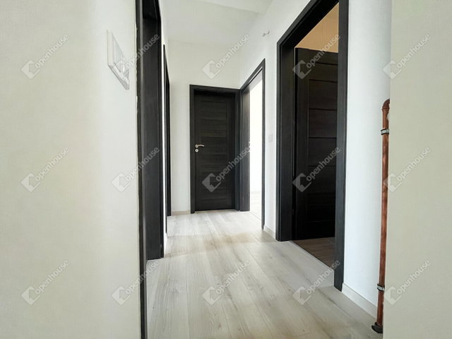 Eladó sorház, Debrecenben 119.999 M Ft, 4 szobás
