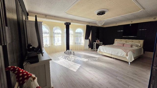 Eladó családi ház, Kisújszálláson 51 M Ft, 2 szobás