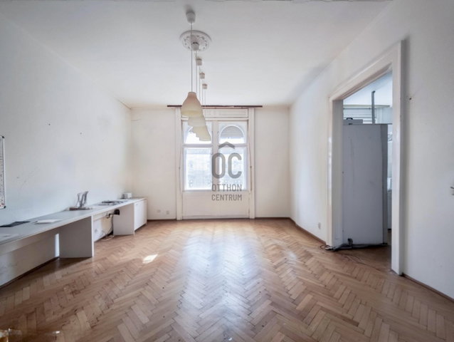 Eladó téglalakás, Budapesten, VI. kerületben, Teréz körúton