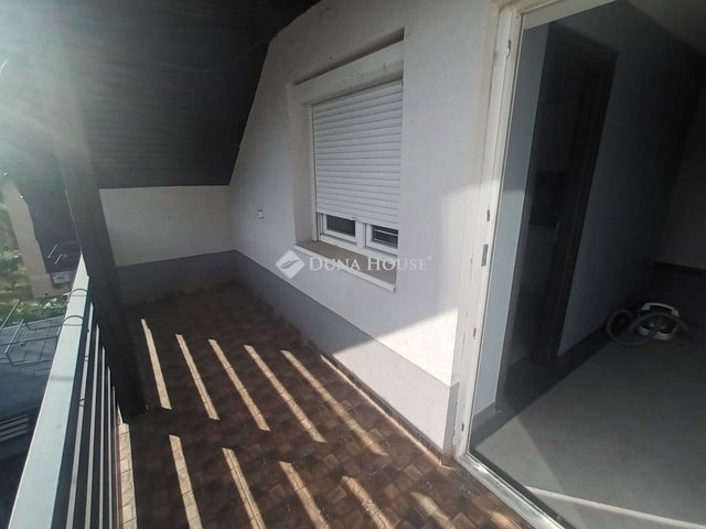 Eladó családi ház, Budapesten, XVIII. kerületben 220 M Ft