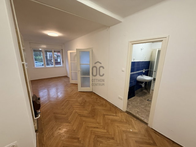Eladó téglalakás, Budapesten, XI. kerületben, Badacsonyi utcában