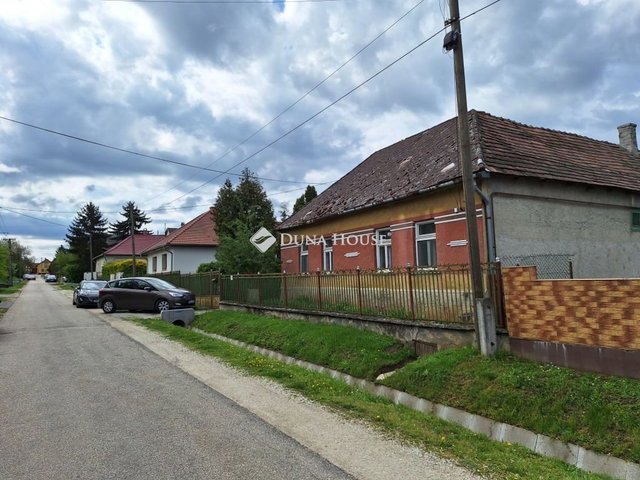 Eladó családi ház, Szomoron 37 M Ft, 2+1 szobás
