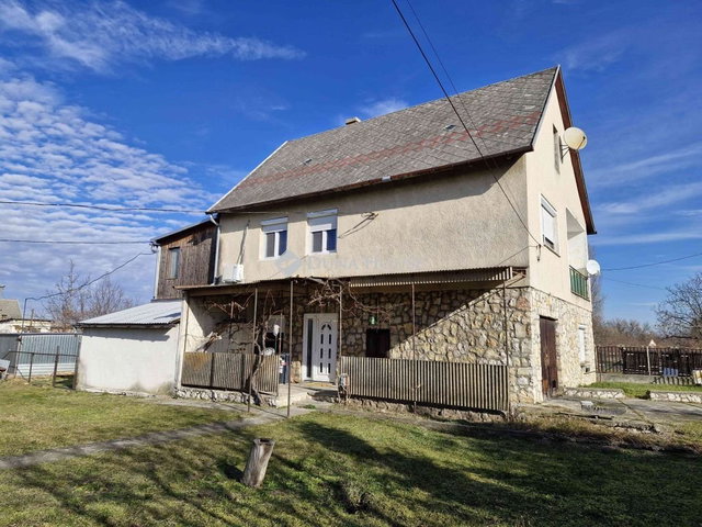 Eladó családi ház, Kisbéren, Széchenyi utcában 55 M Ft