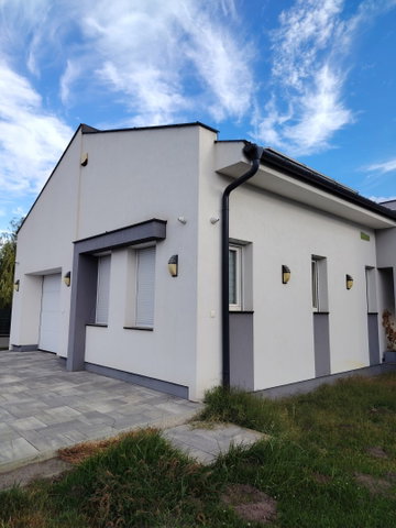 Eladó családi ház, Szegeden 215 M Ft, 4 szobás