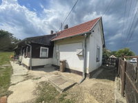 Eladó családi ház