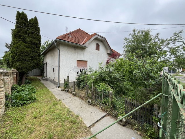 Eladó családi ház, Tolnán, Aldunasor utcában 29.9 M Ft