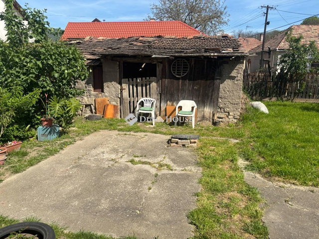 Eladó sorház, Piliscséven, Szabadság utcában 18.9 M Ft