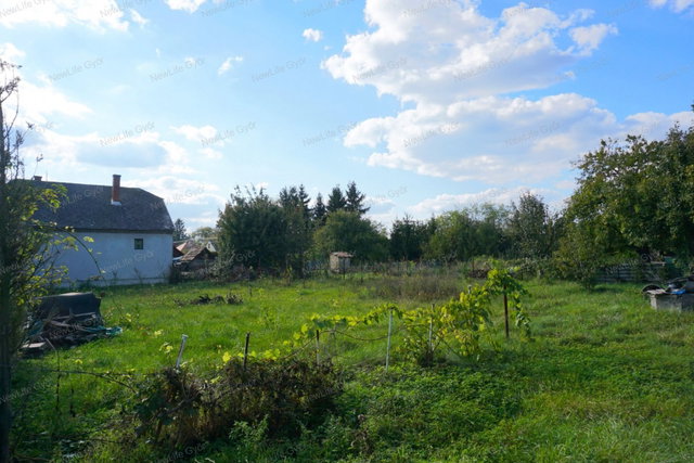 Eladó telek, Mosonszentmiklóson 11.5 M Ft / költözzbe.hu