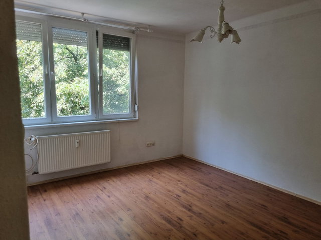 Kiadó téglalakás, albérlet, Tatabányán 175 E Ft / hó