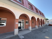 Eladó családi ház, Pécsett 290 M Ft, 20 szobás
