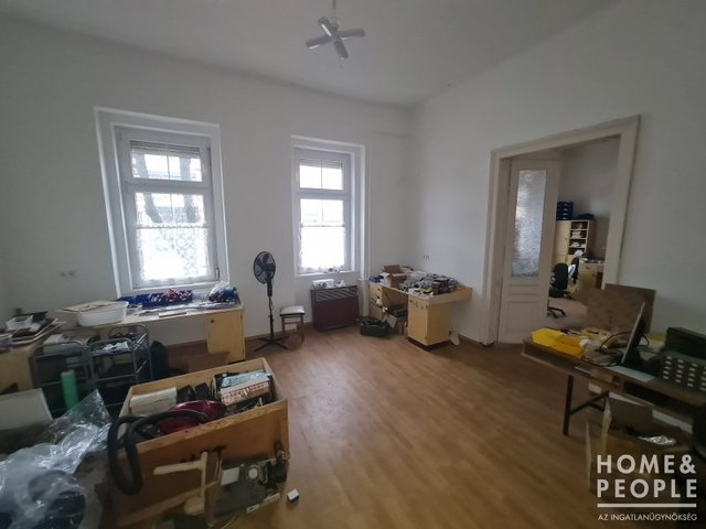 Eladó családi ház, Hódmezővásárhelyen 44.9 M Ft, 3 szobás