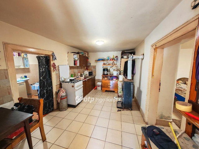 Eladó családi ház, Kiskunlacházán 19.9 M Ft, 1 szobás