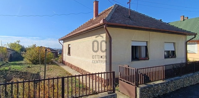 Eladó családi ház, Lengyeltótiban 29.9 M Ft, 3 szobás
