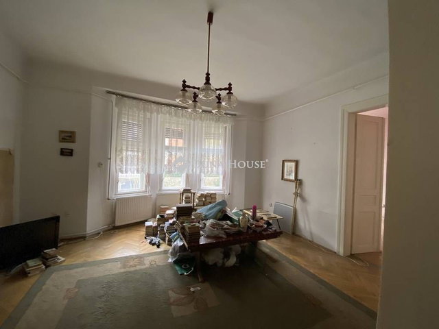 Eladó családi ház, Keszthelyen 98 M Ft, 6 szobás