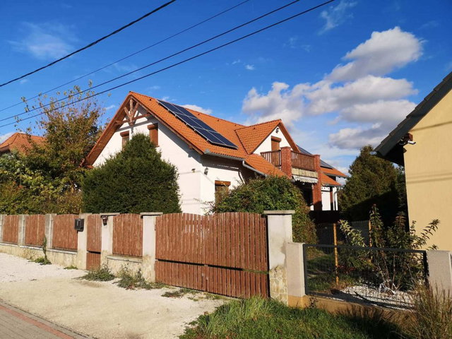 Eladó családi ház, Berhidán 79.9 M Ft, 6 szobás