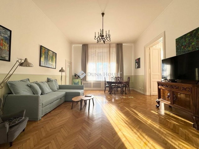 Eladó téglalakás, Budapesten, II. kerületben 299 M Ft, 4 szobás
