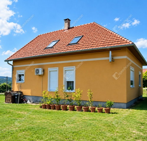 Eladó családi ház, Tarjánpusztán 62.9 M Ft, 2 szobás