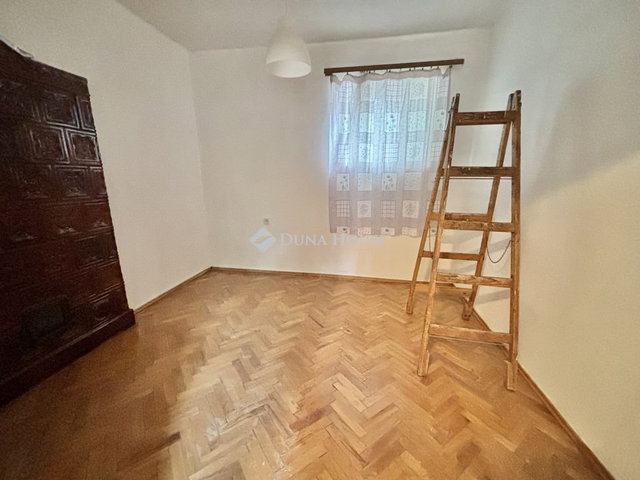 Kiadó téglalakás, albérlet, Budakeszin, Fő utcában, 2 szobás