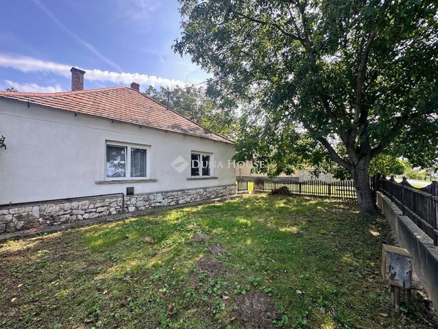 Eladó családi ház, Gyömörén 44 M Ft, 2 szobás