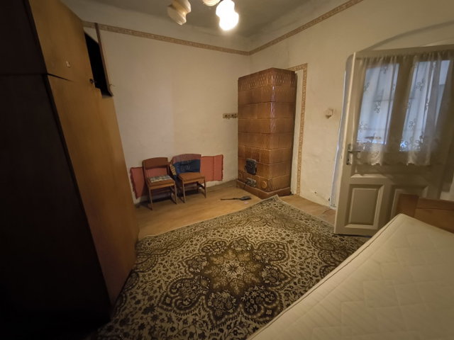 Eladó családi ház, Pocsajon 6.5 M Ft, 2 szobás