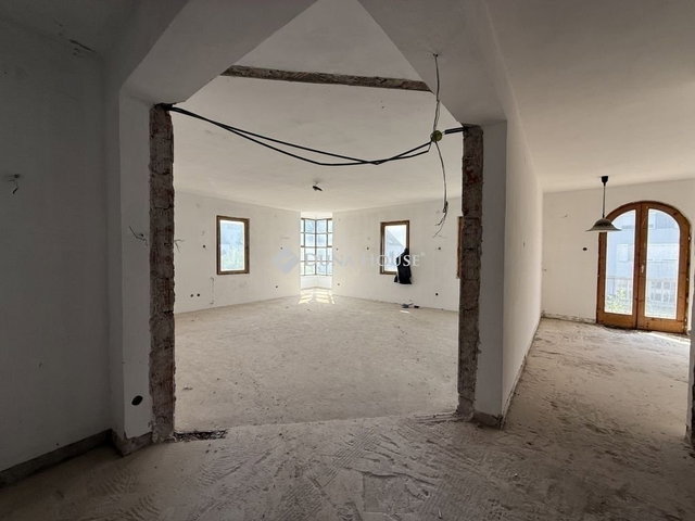 Eladó téglalakás, Szigetszentmiklóson 70 M Ft, 3 szobás