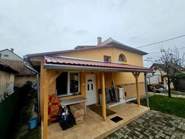 Eladó családi ház, Debrecenben 73.5 M Ft, 2 szobás