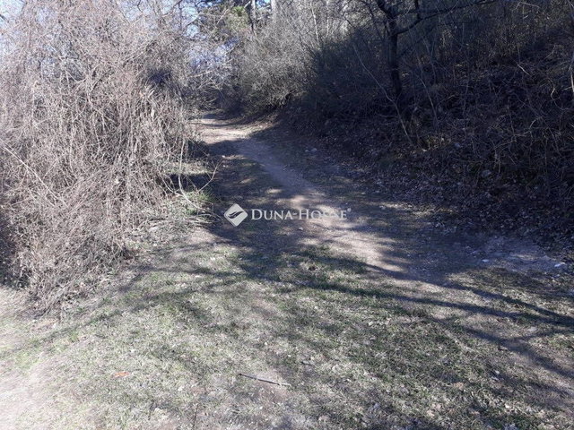 Eladó telek, Budaörsön, Naphegy dűlőn 15.5 M Ft