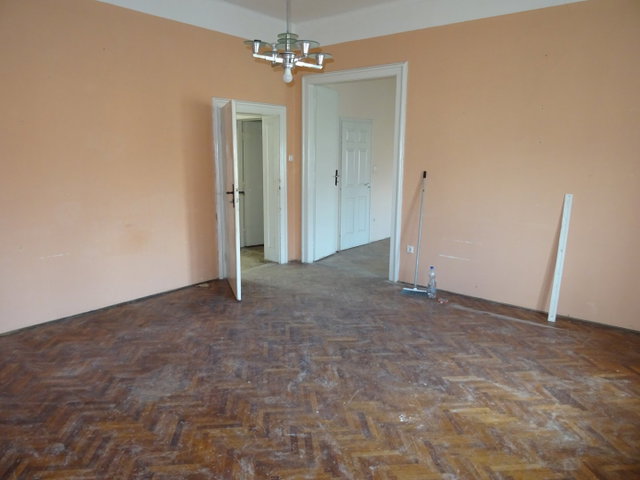 Eladó családi ház, Szombathelyen 69.9 M Ft, 7 szobás