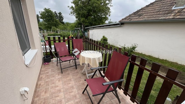 Eladó családi ház, Karmacson 99 M Ft, 5 szobás