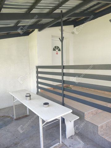 Kiadó családi ház, albérlet, Tatán 675 E Ft / hó, 4 szobás