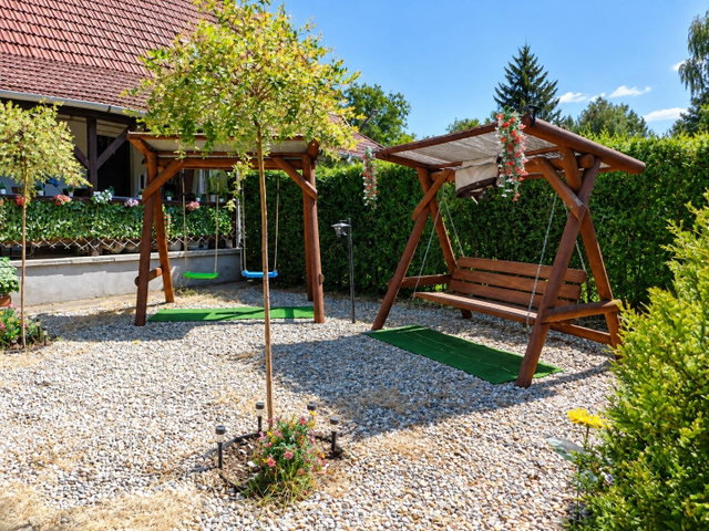 Eladó nyaraló, Tápiószentmártonon 23.6 M Ft, 2 szobás