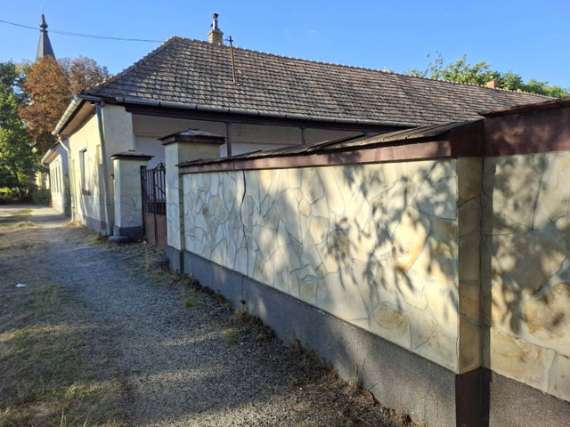 Eladó családi ház, Tárnokon 99 M Ft, 4 szobás