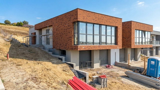 Eladó ikerház, Pécelen 165 M Ft, 4 szobás / költözzbe.hu
