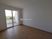Eladó ikerház, Szegeden 170 M Ft, 6 szobás / költözzbe.hu