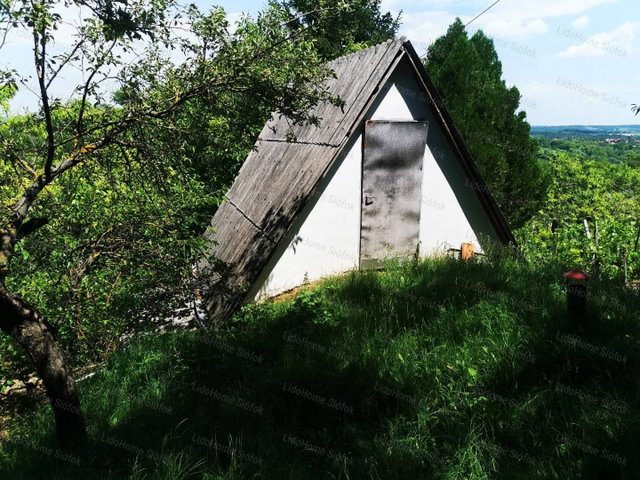 Eladó nyaraló, Ságváron 19.9 M Ft, 1 szobás