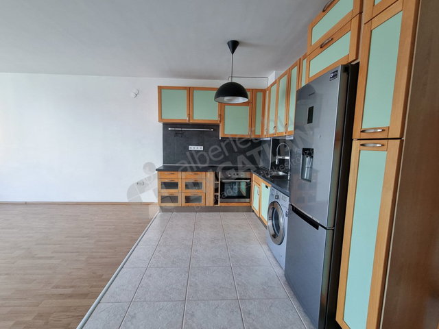 Kiadó téglalakás, albérlet, VIII. kerületben, Lujza utcában