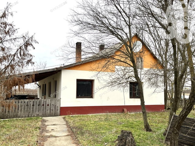 Eladó mezogazdasagi ingatlan, Petőfiszálláson 47.9 M Ft