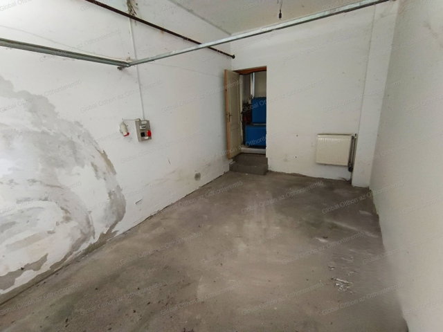 Eladó családi ház, Mosonmagyaróváron 99.9 M Ft, 4 szobás