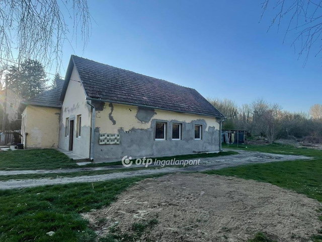Eladó családi ház, Somogyváron 33 M Ft, 3+2 szobás
