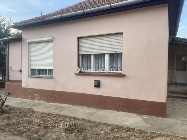 Eladó családi ház, Csátalján 25 M Ft, 3 szobás