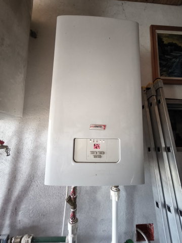 Eladó családi ház, Nagykerekin 24.2 M Ft, 2 szobás