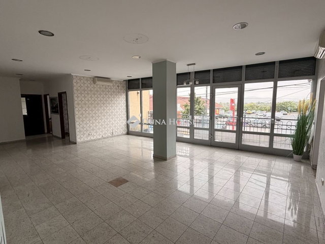 Eladó iroda, Dunakeszin 105 M Ft, 6 szobás / költözzbe.hu