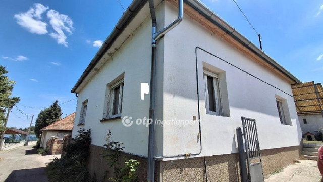 Eladó családi ház, Ráckevén 69.99 M Ft, 4 szobás