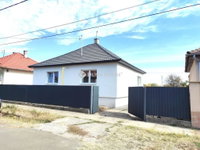 Eladó családi ház