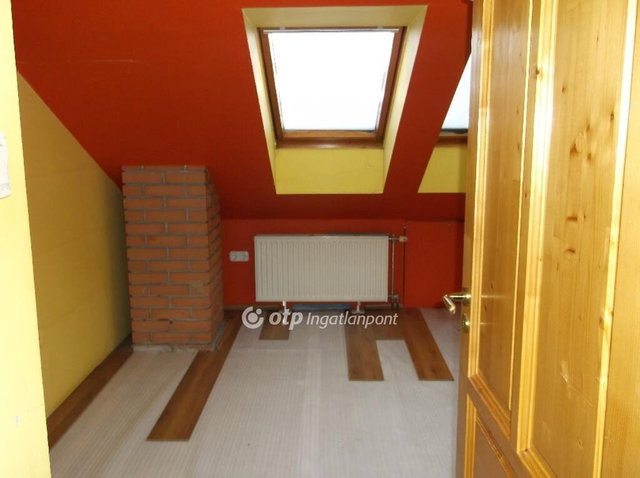 Eladó családi ház, Gyöngyösön 47.9 M Ft, 4+2 szobás