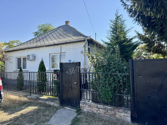 Eladó családi ház, Erdőtelken 16.5 M Ft, 3+1 szobás