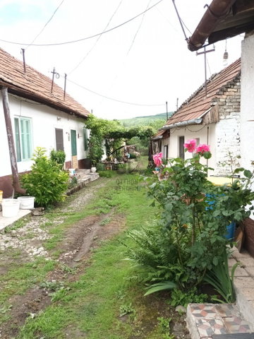 Eladó családi ház, Ózdon 15 M Ft, 7 szobás