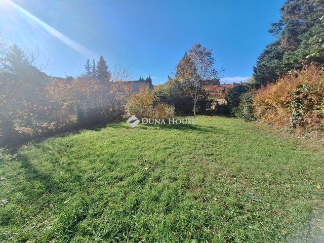 Eladó családi ház, Szombathelyen 98 M Ft, 5 szobás