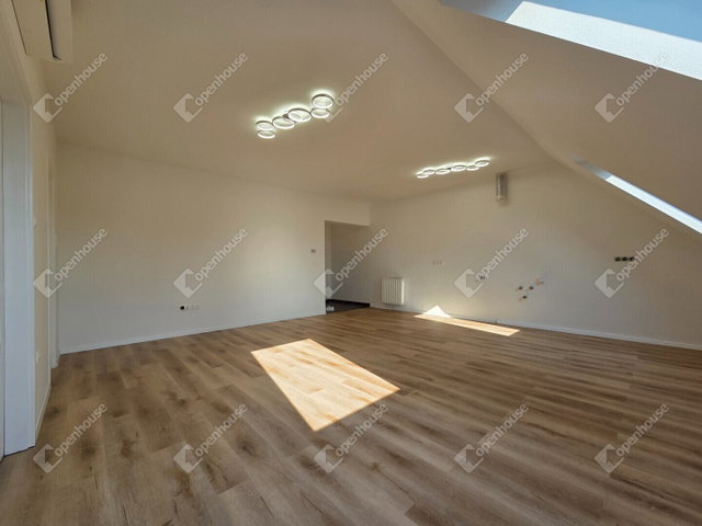 Eladó téglalakás, Mosonmagyaróváron 51.5 M Ft, 2 szobás
